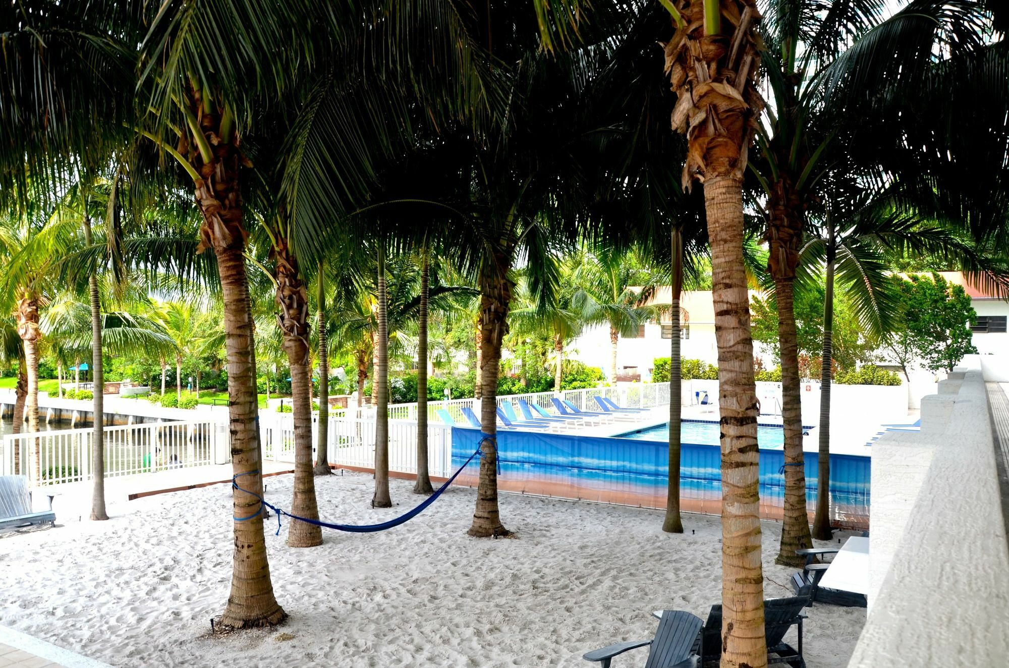 Riviera Luxury Living At River Oaks Marina And Tower Miami Exterior photo